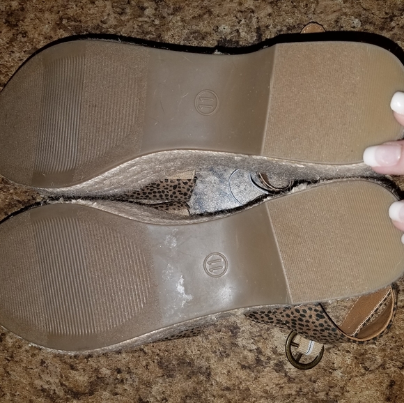 🆕🆕🆕UNIVERSAL Thread Morgan spotted dotted sandals size 11 NWT - Picture 5 of 5